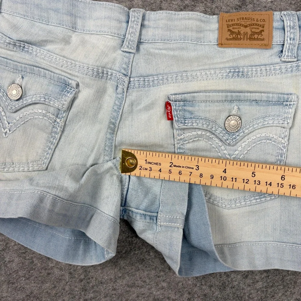 Levi's‎ Shorty Short Girls 16 Light Wash Denim Embroidered Flap Pocket Shorts